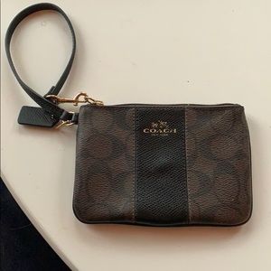 Coach wristlet wallet. Barely used.